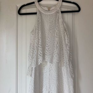 White lace Edona Lilly Pulitzer romper 00